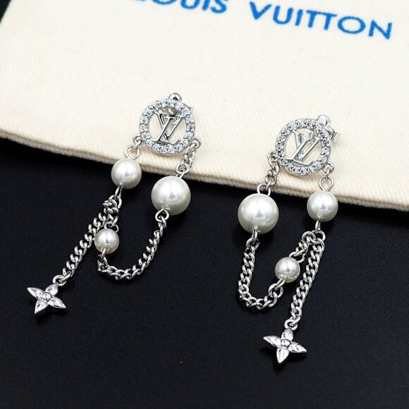 Louis Vuitton earrings - Picture 5 of 5